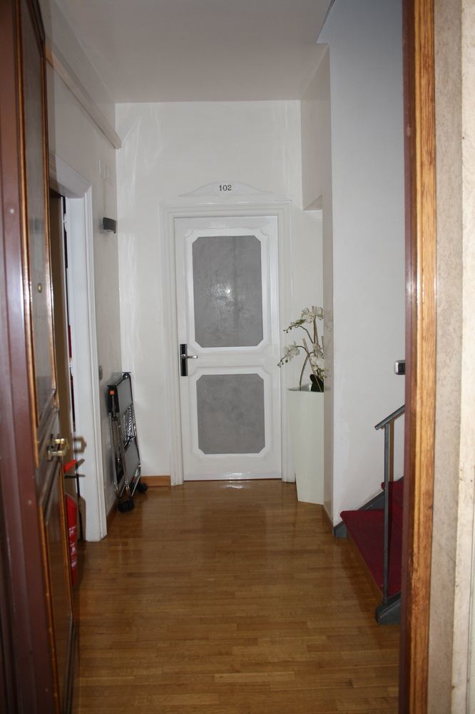 Town House Fontana Di Trevi Bed & Breakfast Rom